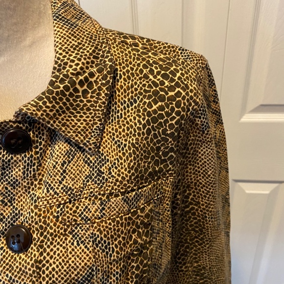 Women’s Tribal size 8 Animal print jacket - Picture 3 of 8